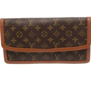 Louis Vuitton LV Monogram Pochette Dame